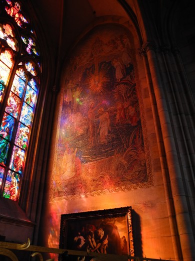 Inside the cathedral @ Prague Castle