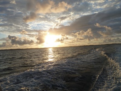 A gorgeous sunrise on our way back from the Ile.