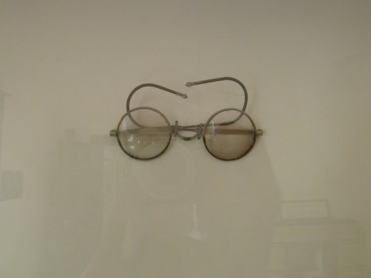 Gandhi's spectacles
